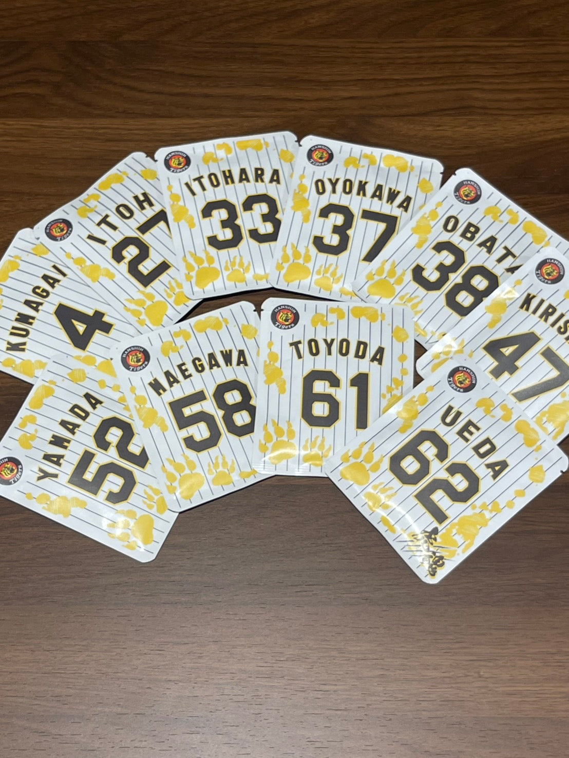 推しの背番号で楽しむ、タイガースファンのためのドリップバッグ珈琲